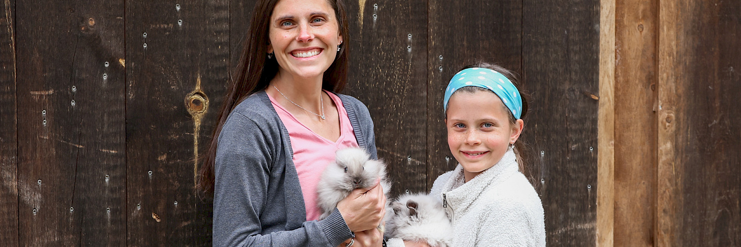 Mother/Daughter bunnies